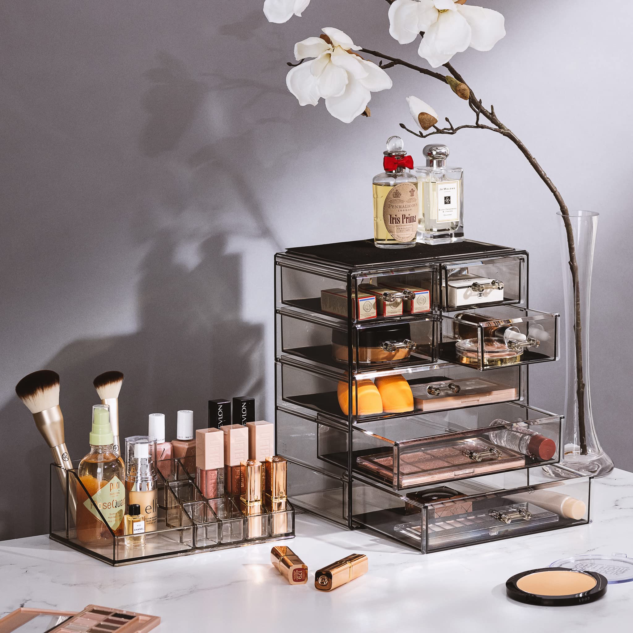 Spacious Acrylic Makeup Jewelry and Cosmetics Storage Case