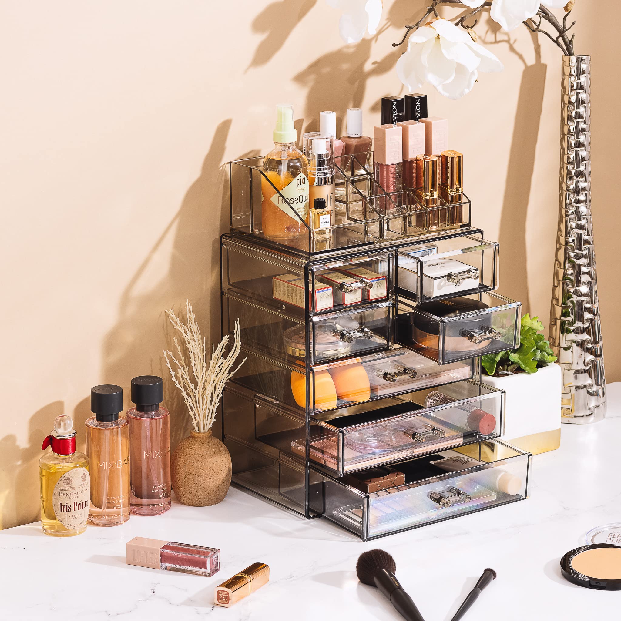 Spacious Acrylic Makeup Jewelry and Cosmetics Storage Case